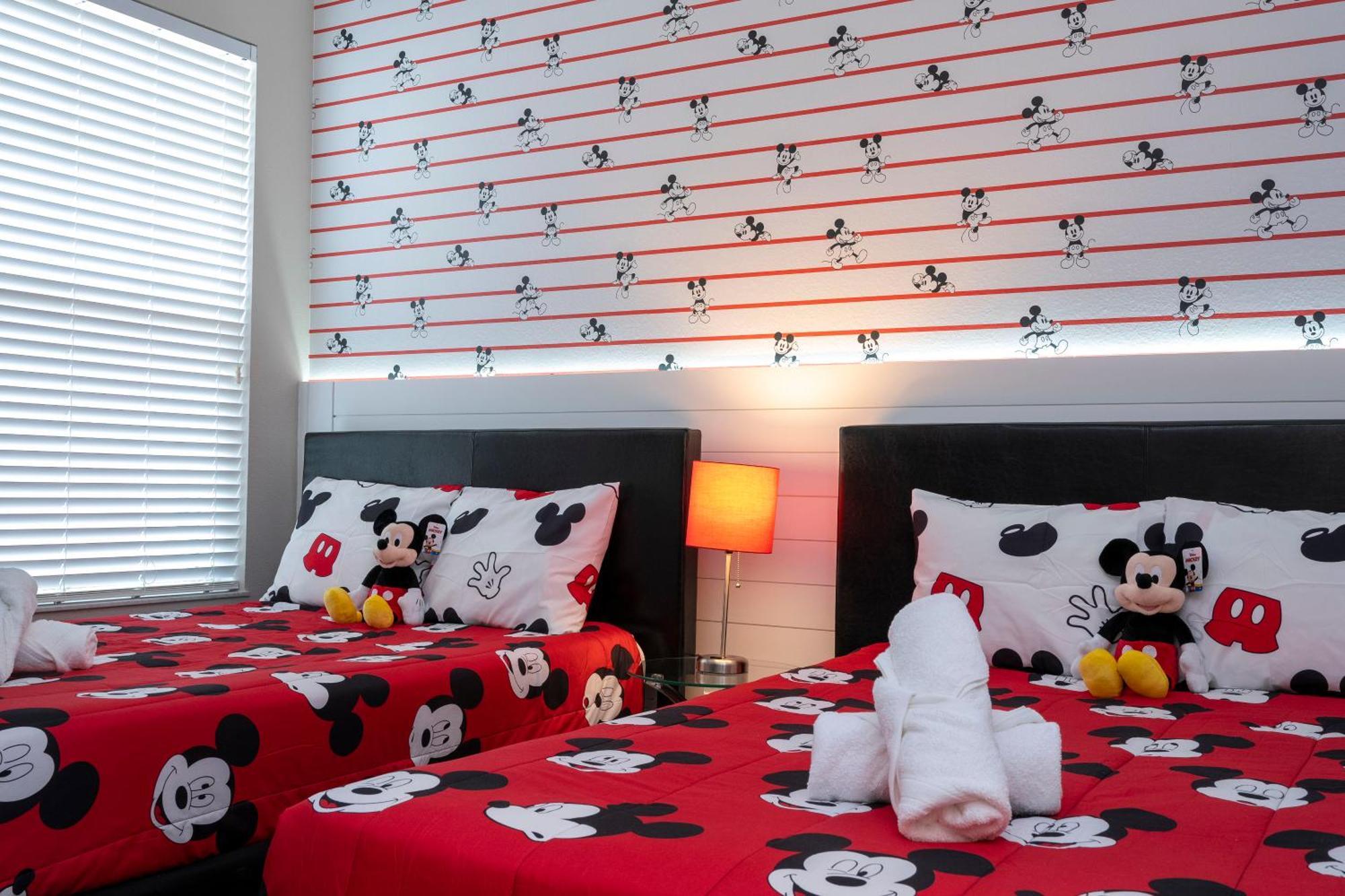 Magical Themed House Just 5 Minutes To Disney Free Bbq Pool Access Four Corners エクステリア 写真