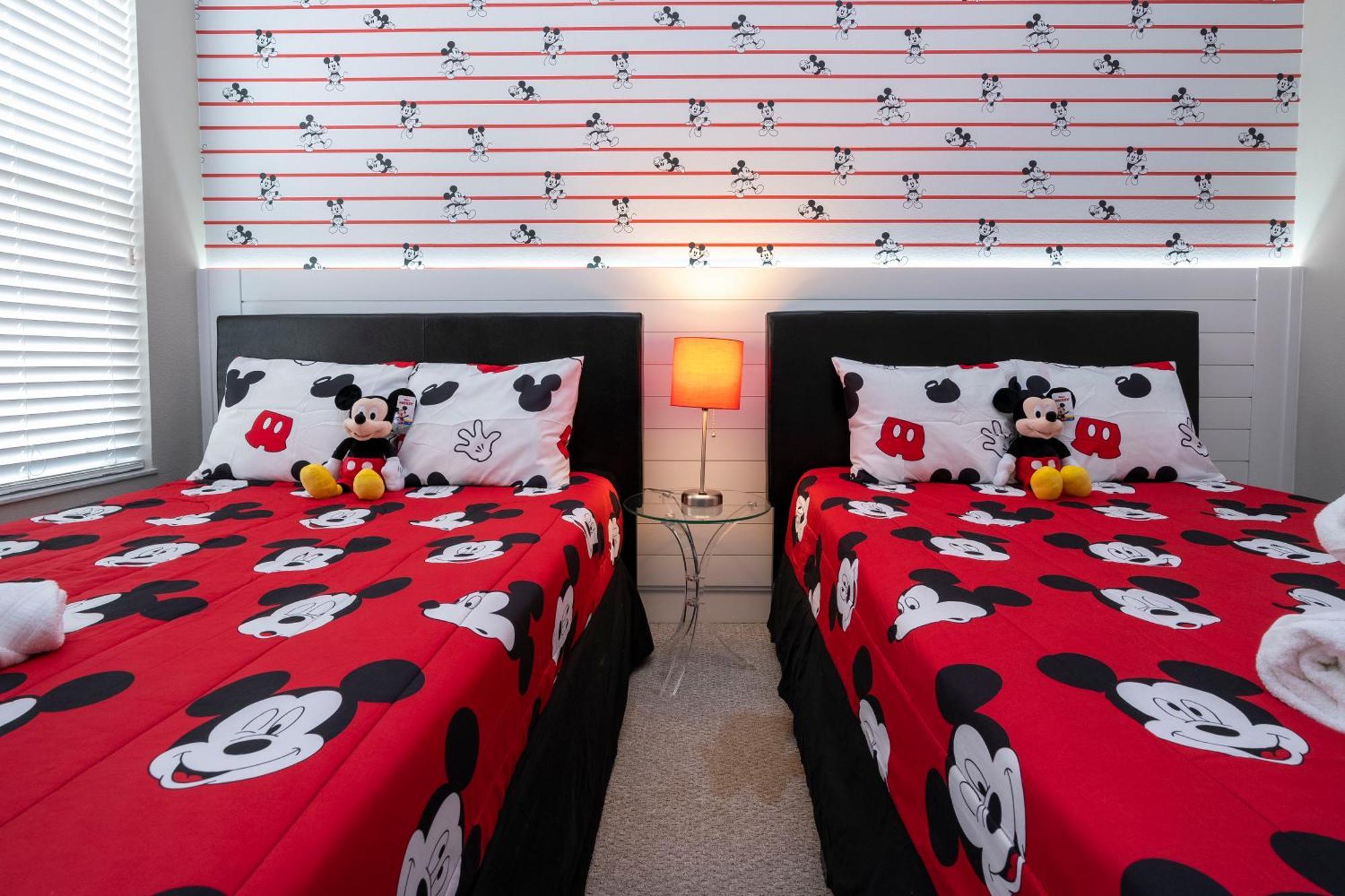 Magical Themed House Just 5 Minutes To Disney Free Bbq Pool Access Four Corners エクステリア 写真